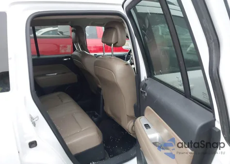 2015 Jeep Compass Latitude из США, поврежденный, VIN 1C4NJDEB8FD291417